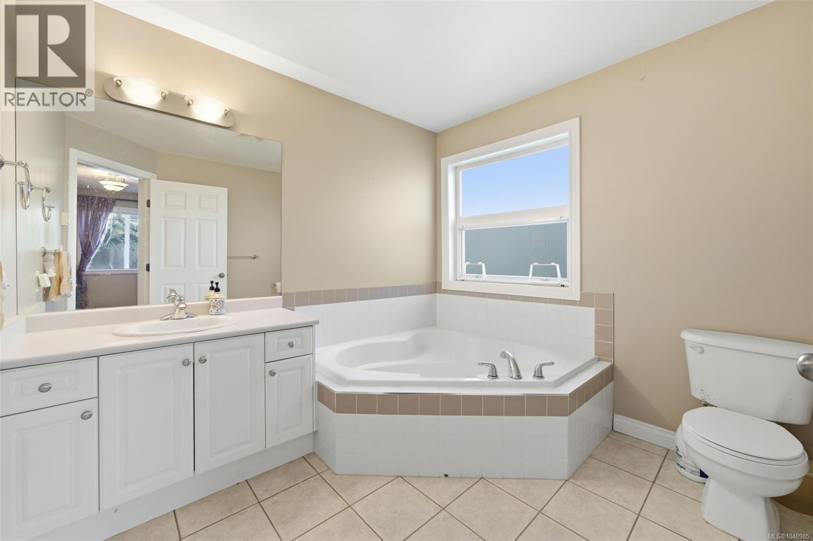 1185 Rock St - 18