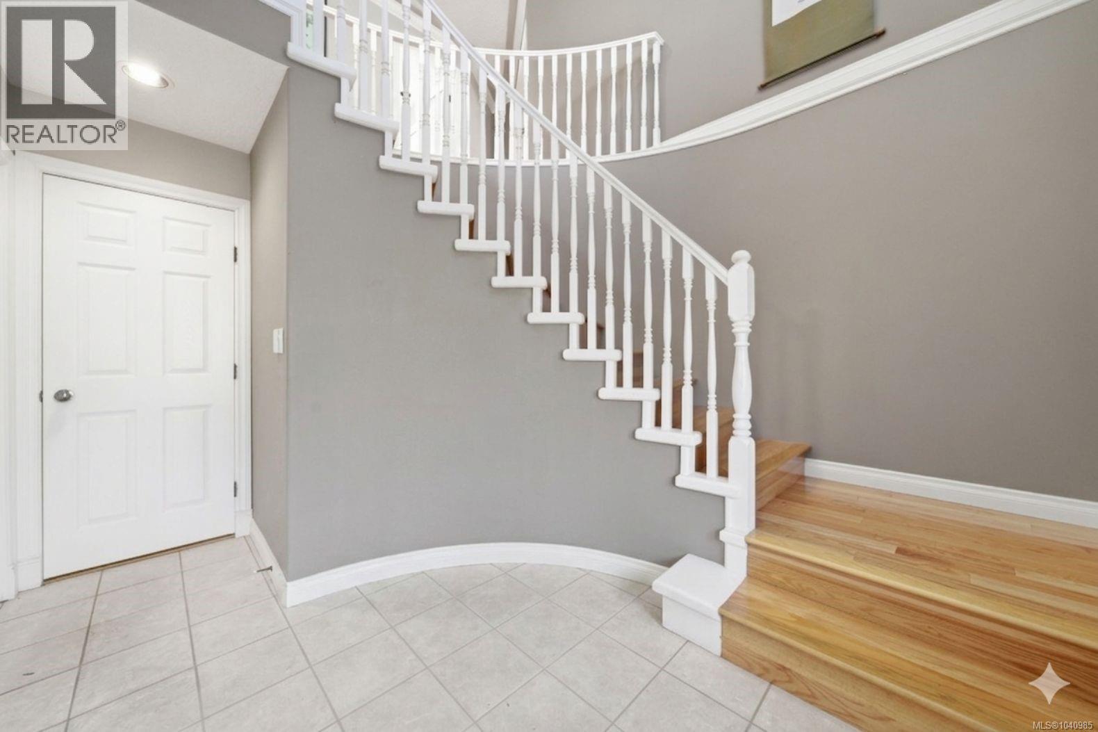 1185 Rock St - 4