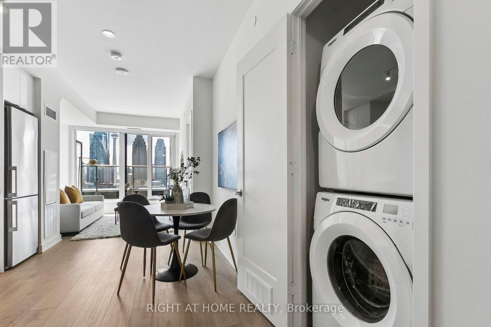 #2328 135 LOWER SHERBOURNE STREET - 26