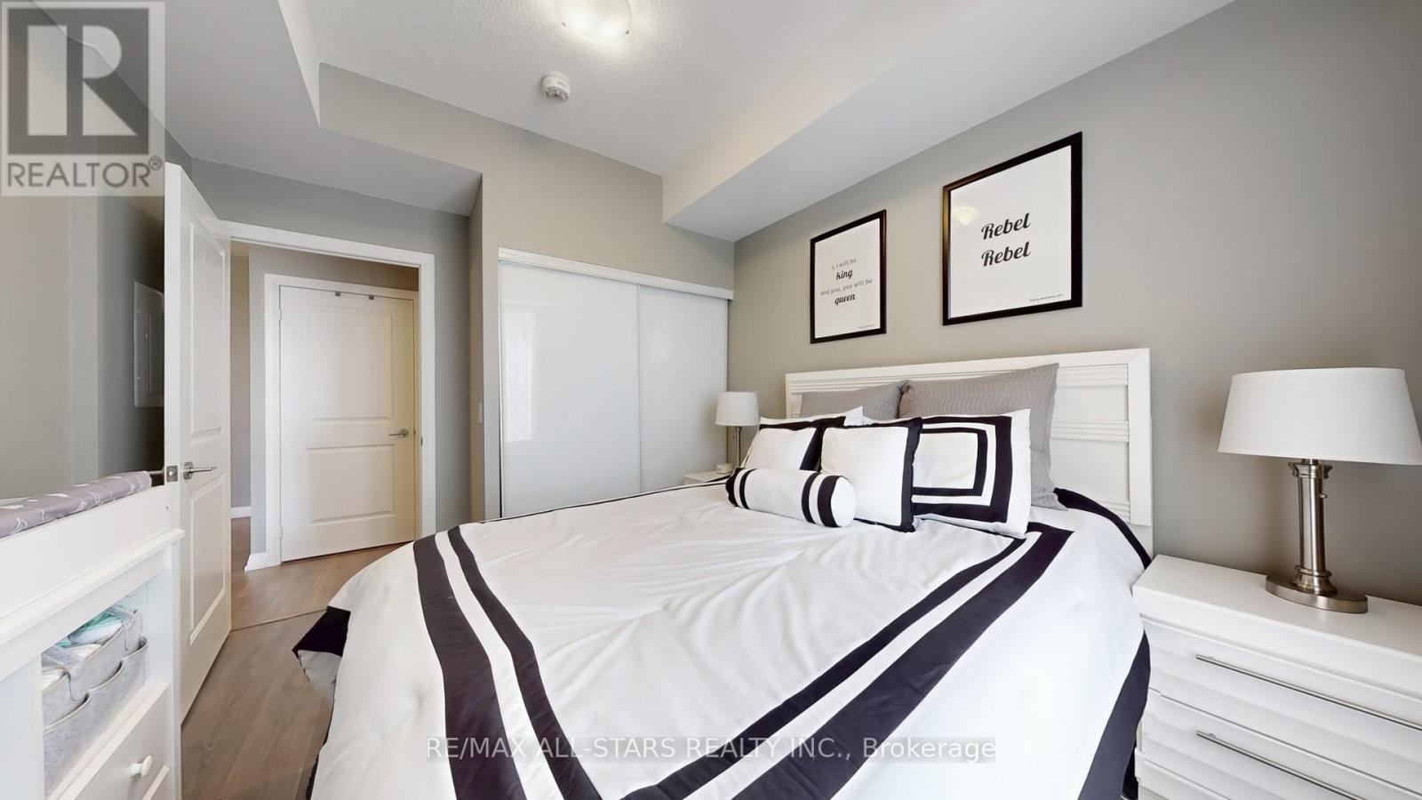 #427 50 ANN O'REILLY ROAD - 23