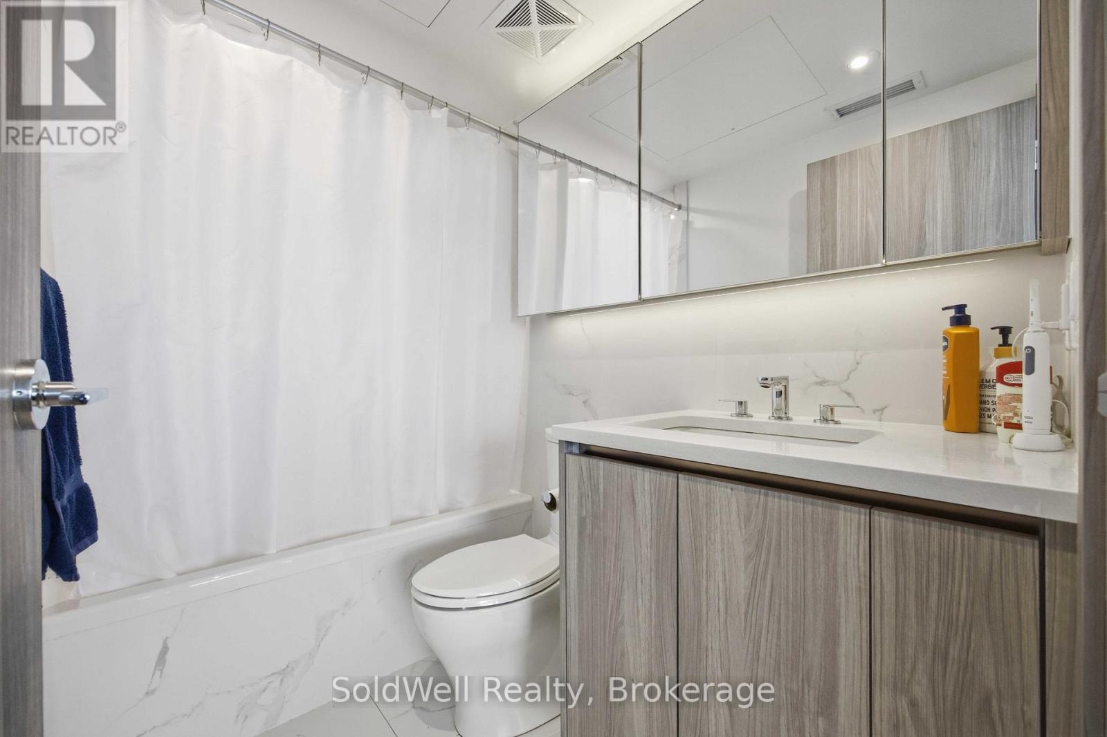 #2103 25 MCMAHON DRIVE - 19