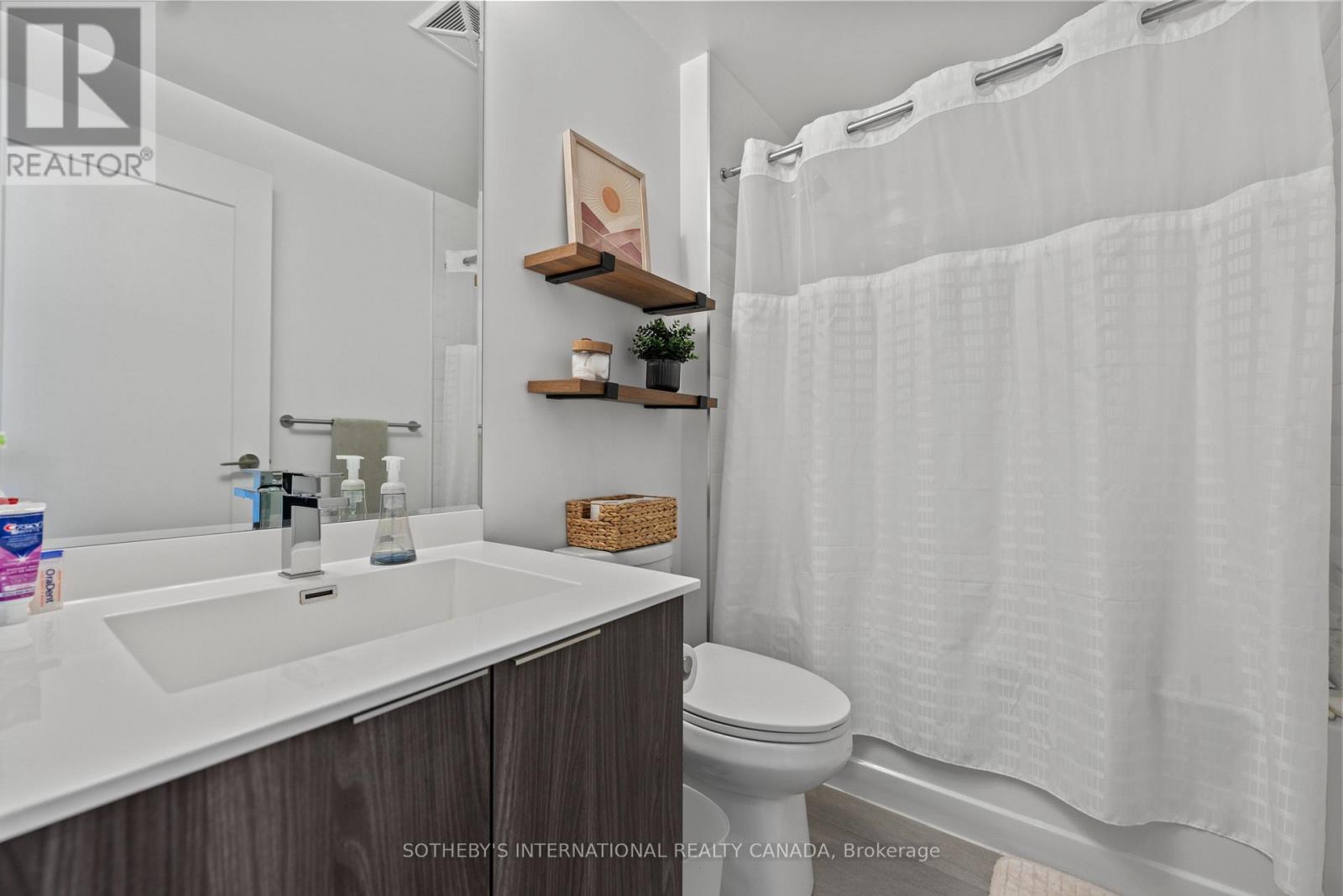 #412 1 BELSIZE DRIVE - 10