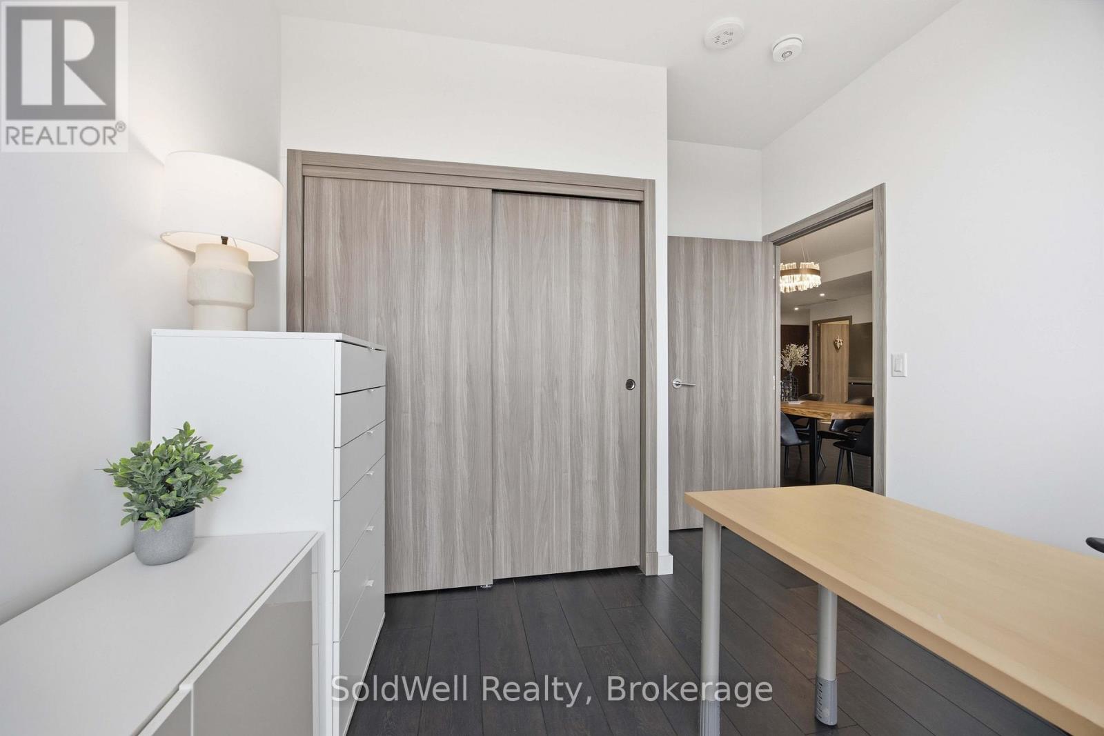 #2103 25 MCMAHON DRIVE - 22