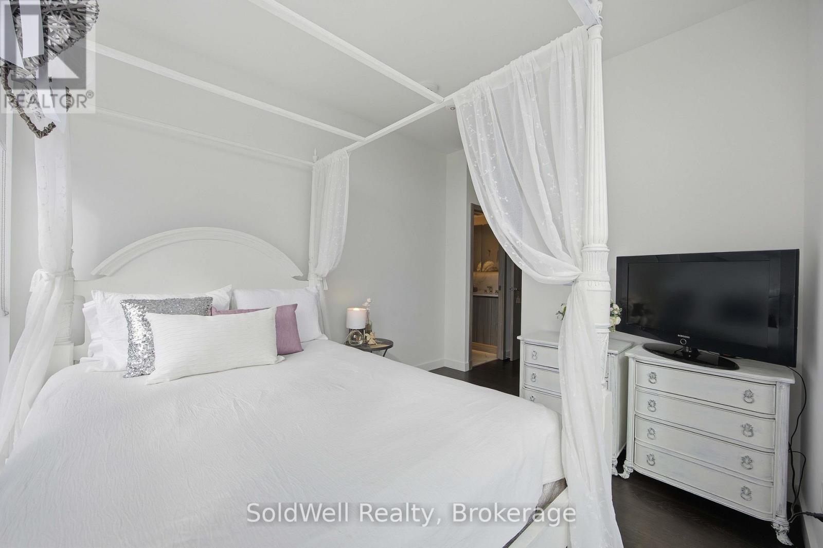 #2103 25 MCMAHON DRIVE - 25