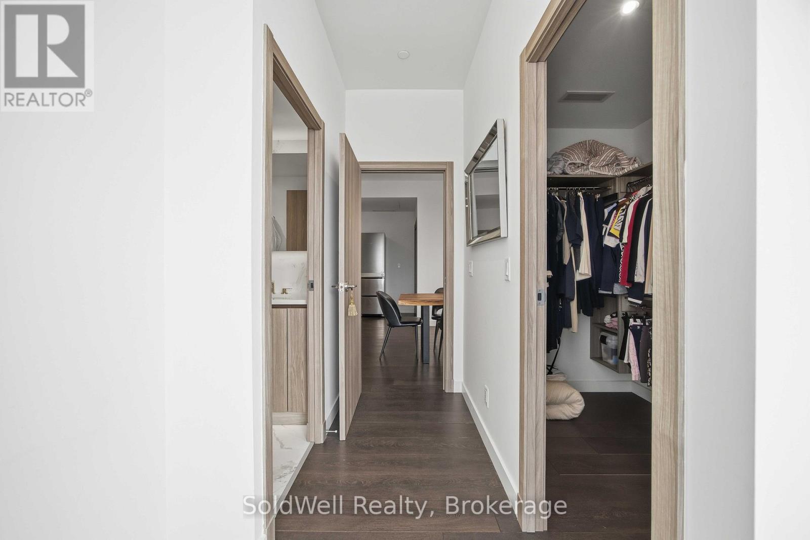 #2103 25 MCMAHON DRIVE - 26
