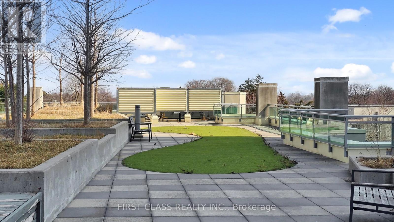 #612 18 HOLMES AVENUE - 31