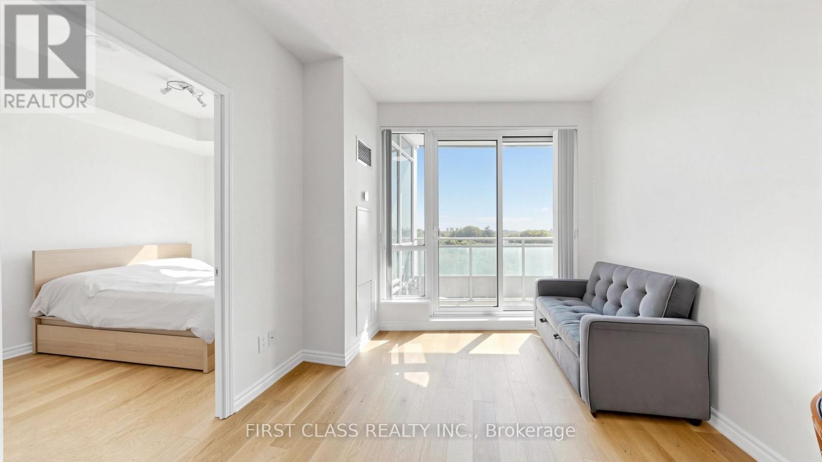 #612 18 HOLMES AVENUE - 9