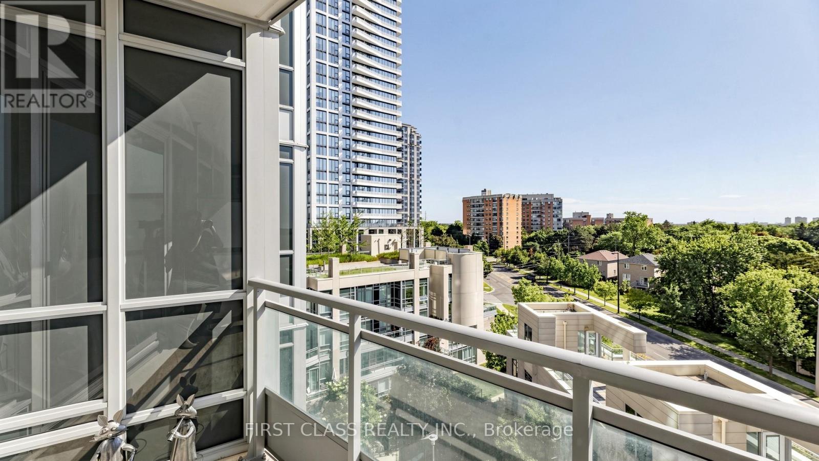 #612 18 HOLMES AVENUE - 19