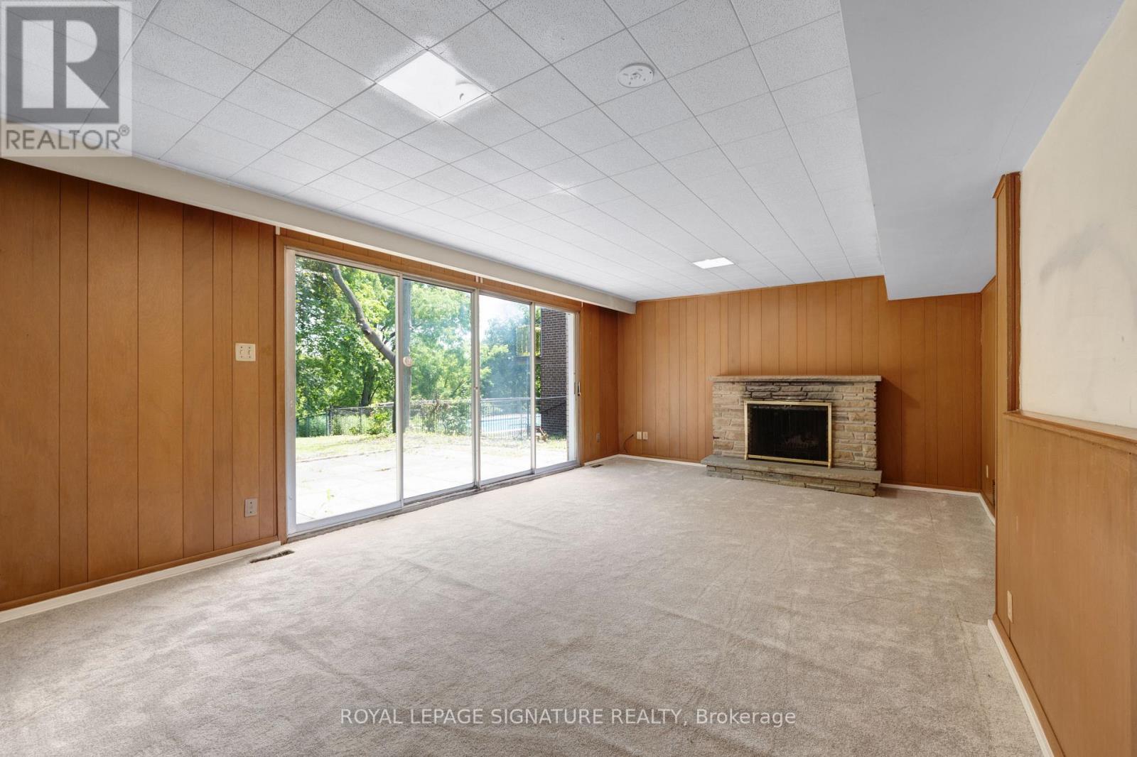 209 BURBANK DRIVE - 16