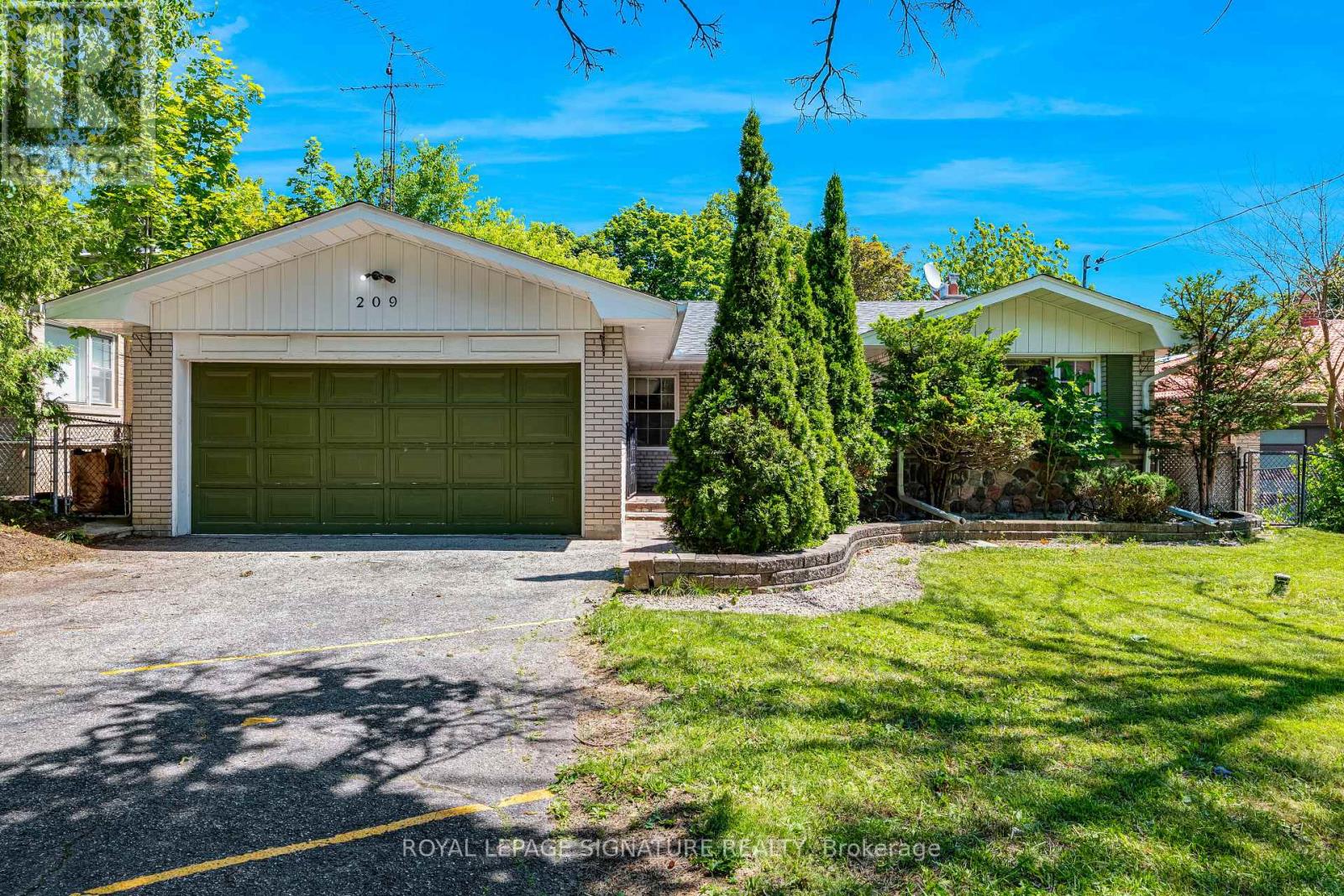 209 BURBANK DRIVE - 2