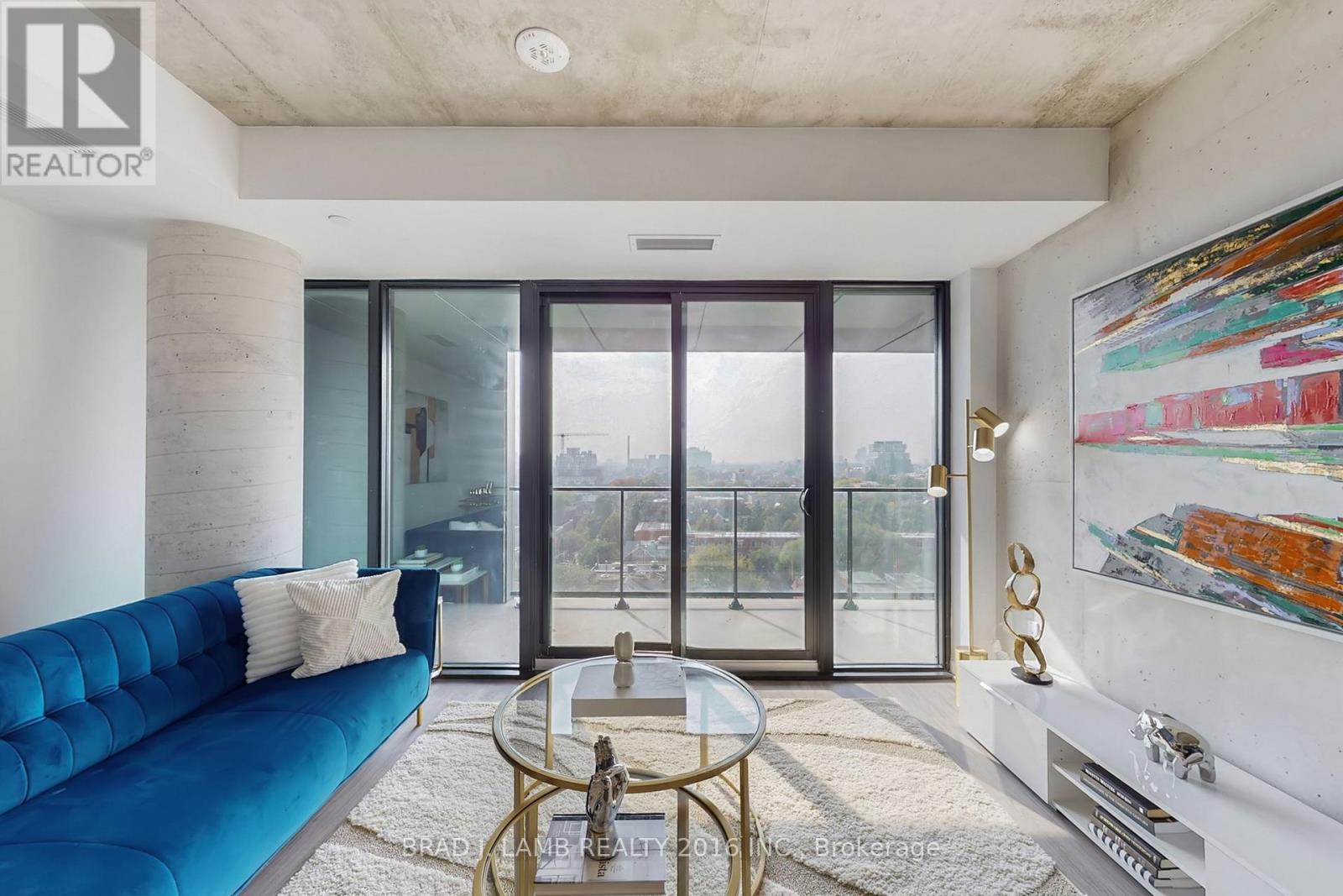 #1011 195 MCCAUL STREET - 4