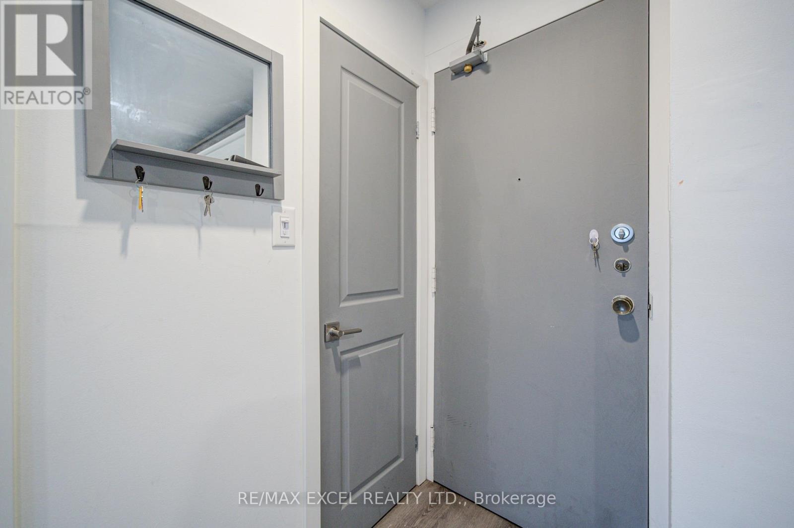 #1605 720 SPADINA AVENUE - 11
