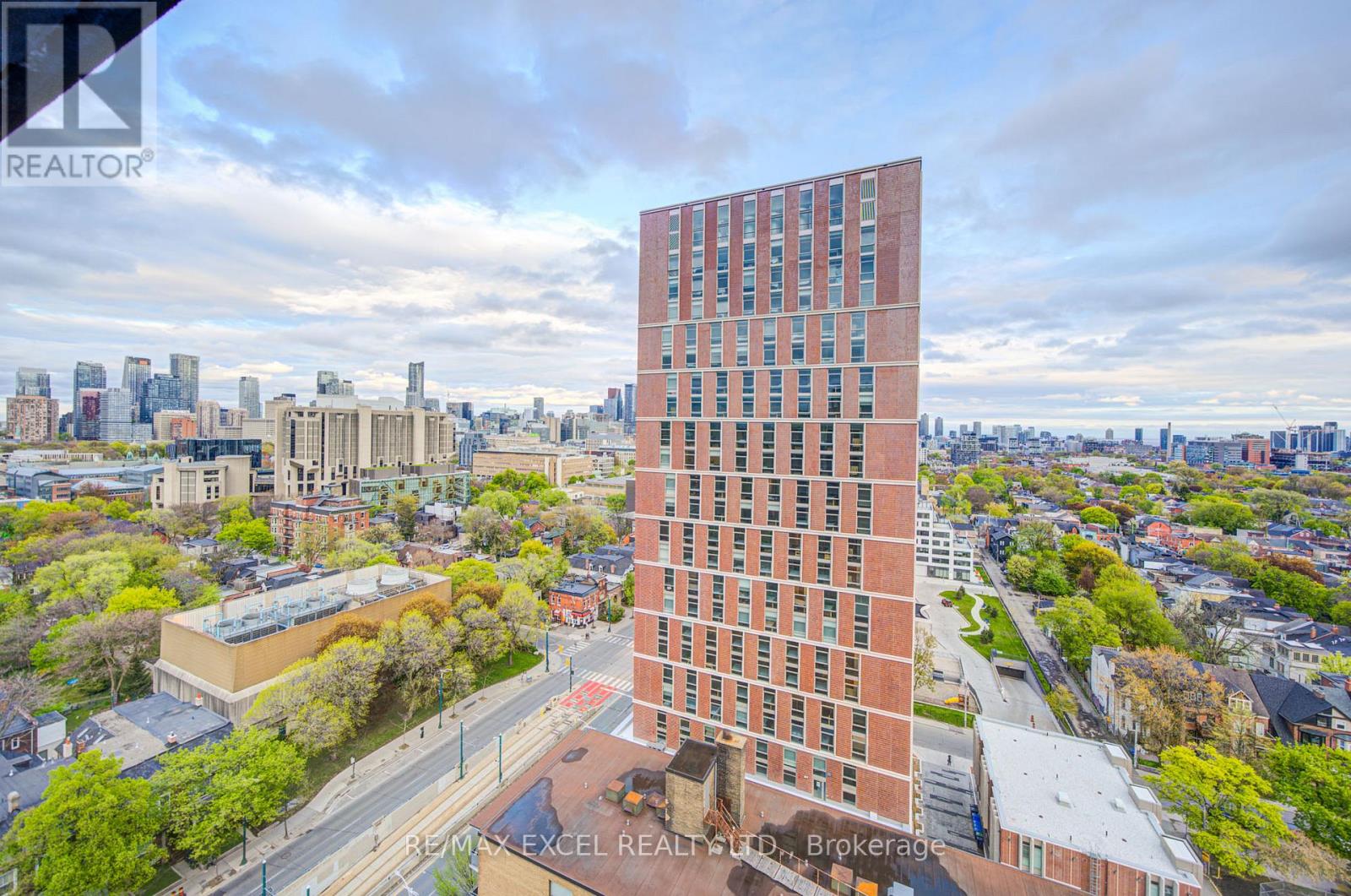 #1605 720 SPADINA AVENUE - 37