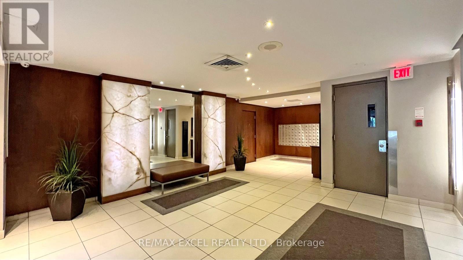 #1605 720 SPADINA AVENUE - 5