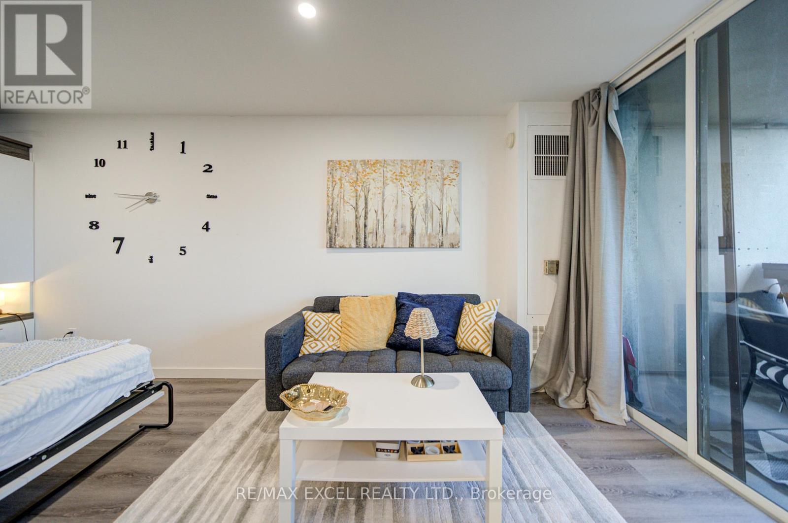 #1605 720 SPADINA AVENUE - 22