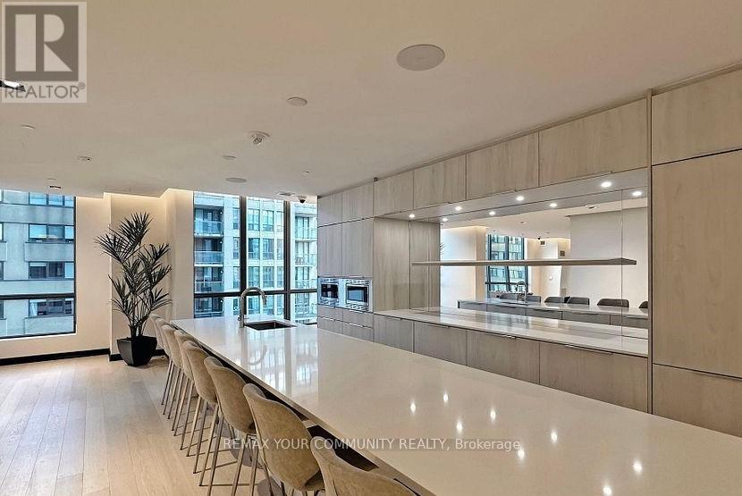 #2601 395 BLOOR STREET E - 22