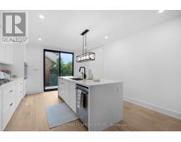 997 Mount Pleasant Road, Toronto, ON M4P2L9 Photo 14