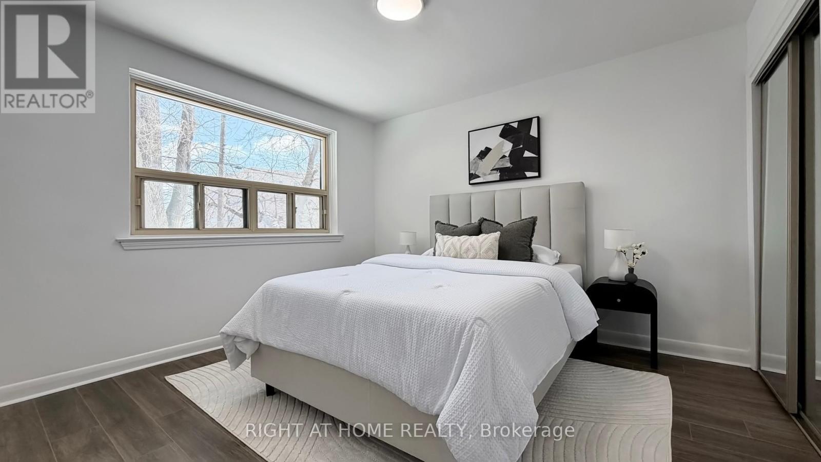 33 SANDERLING PLACE - 23