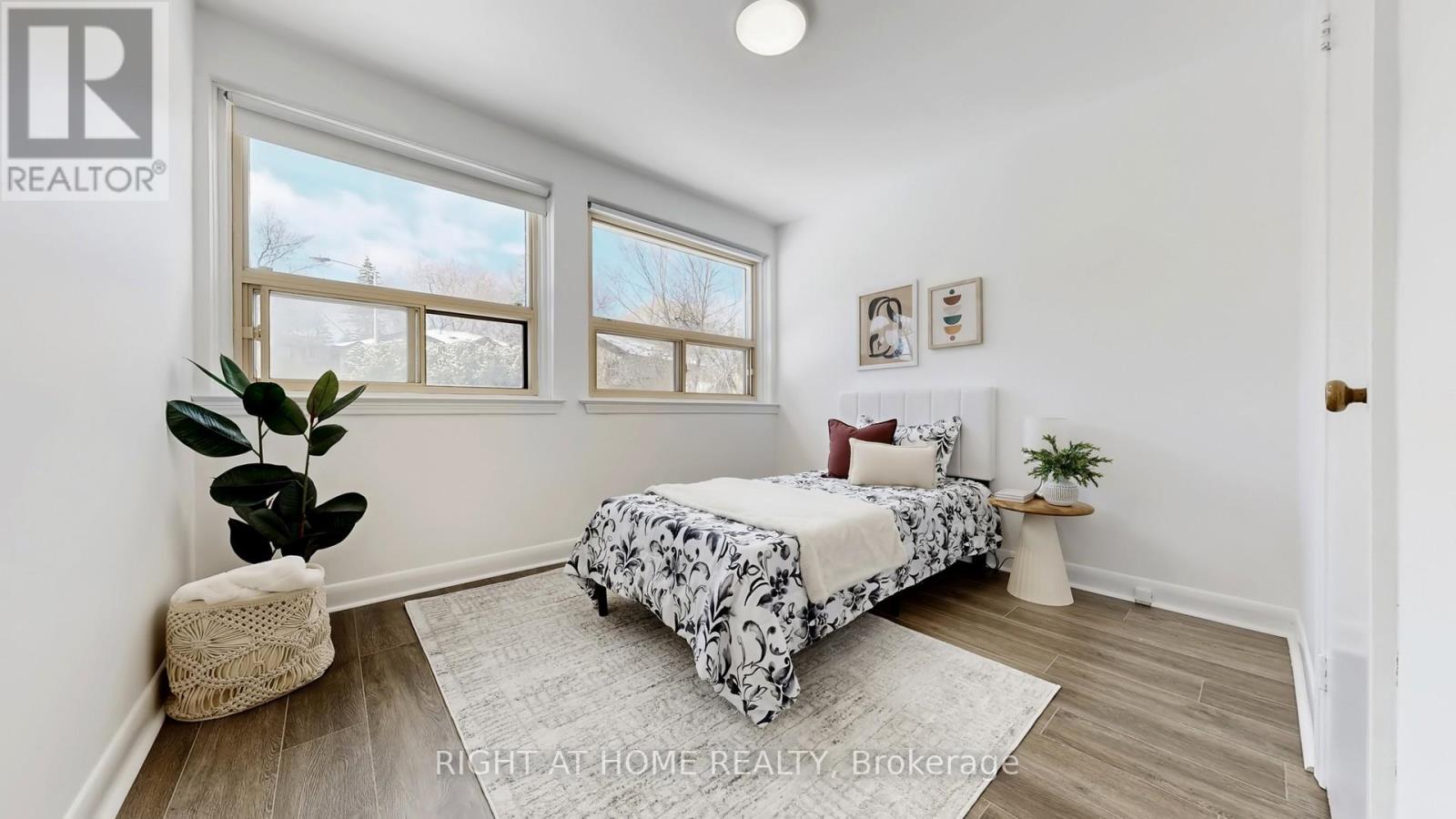 33 SANDERLING PLACE - 21