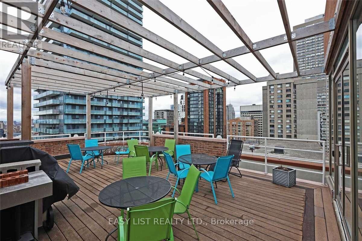#1916 1055 BAY STREET - Image 20