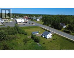 Kitchen/Dining room - 3983 Boulevard Des Fondateurs, Saint Isidore, NB E8M1E3 Photo 8