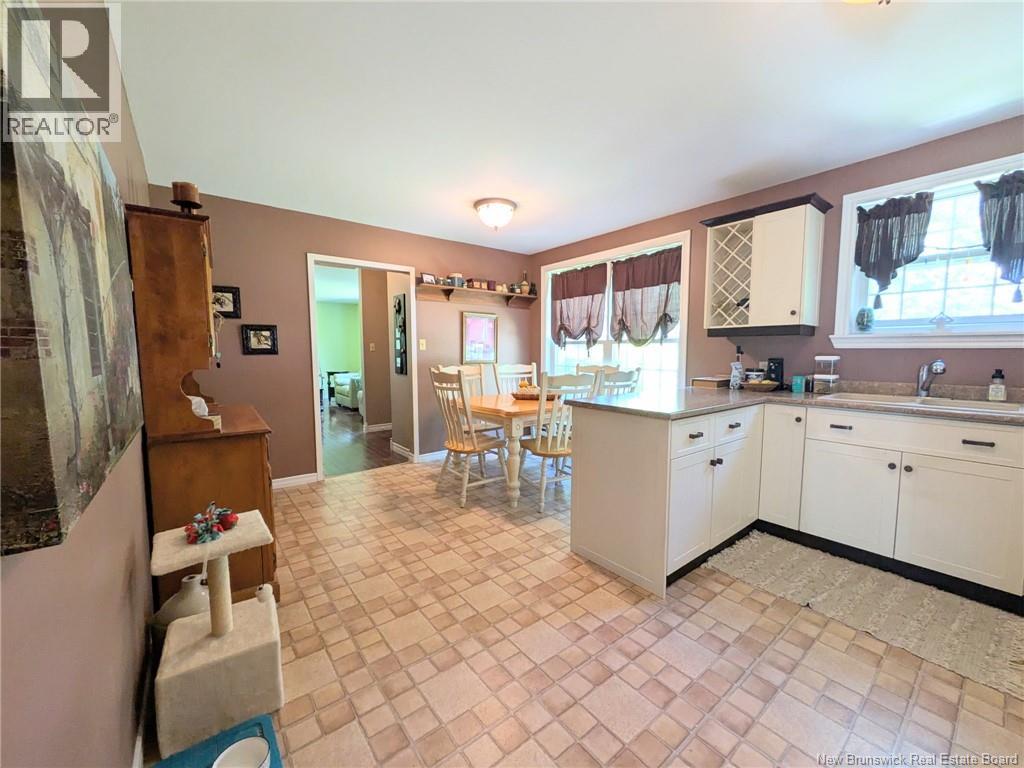 8 Fenton Street - Image 10