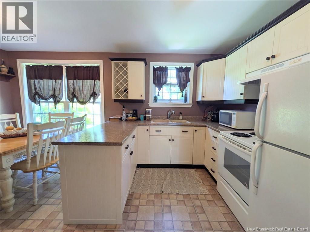 8 Fenton Street - Image 12