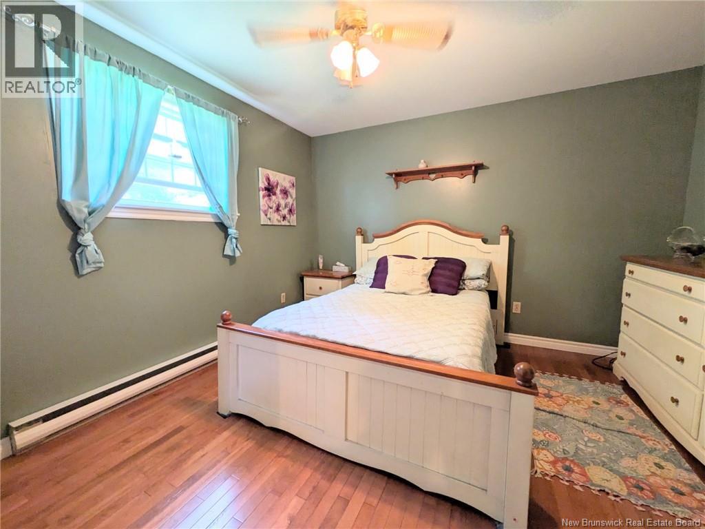 8 Fenton Street - 18