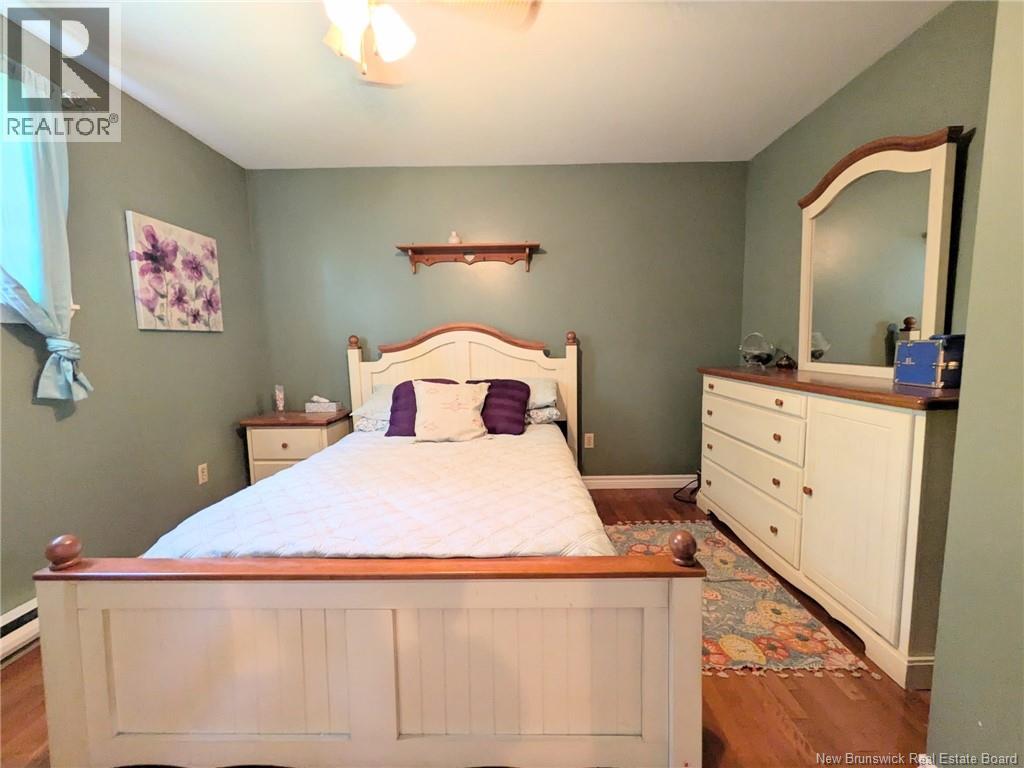 8 Fenton Street - 19