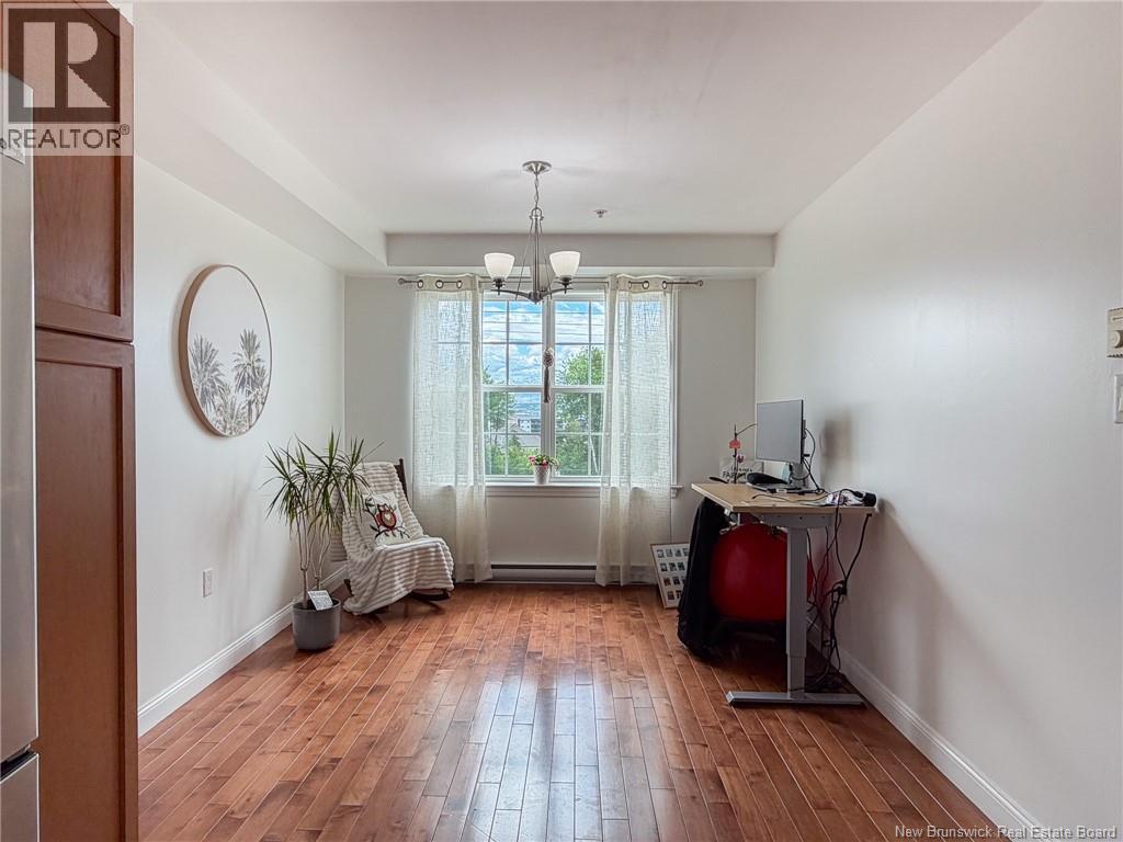 #301 700 Cliffe Street - 20