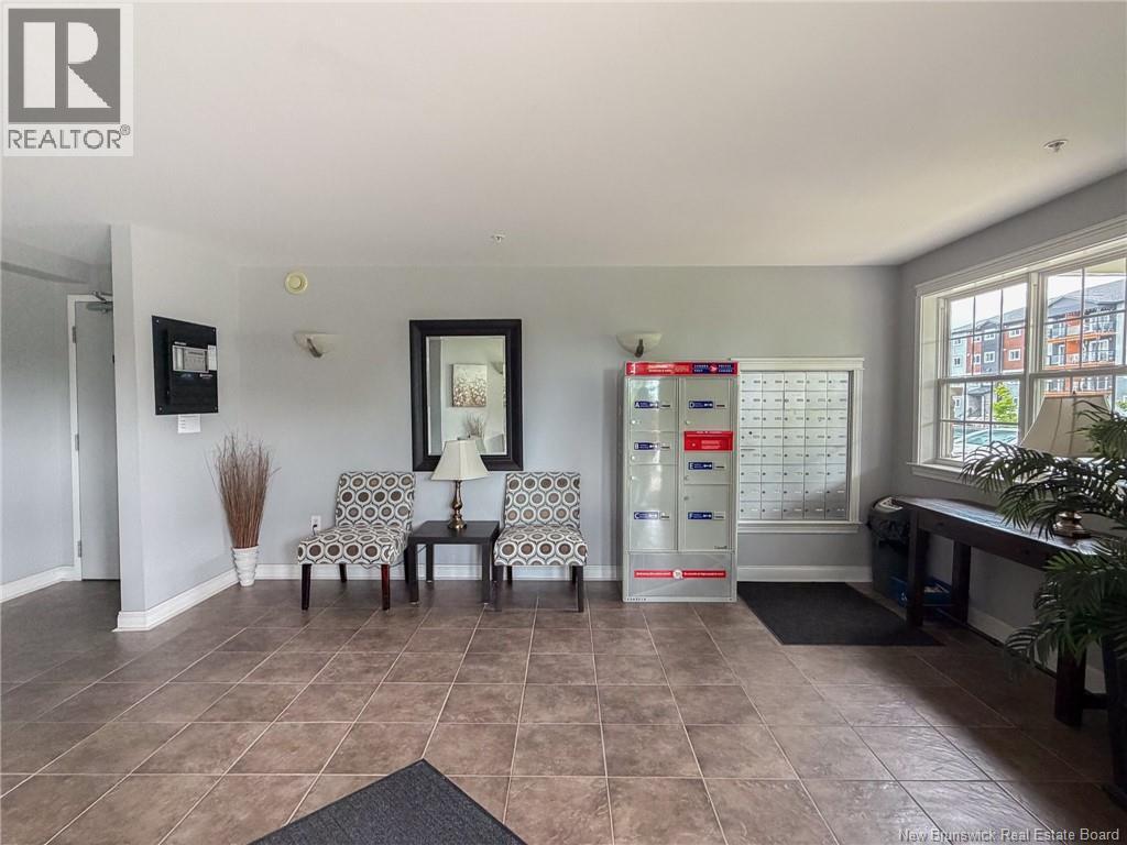 #301 700 Cliffe Street - 33