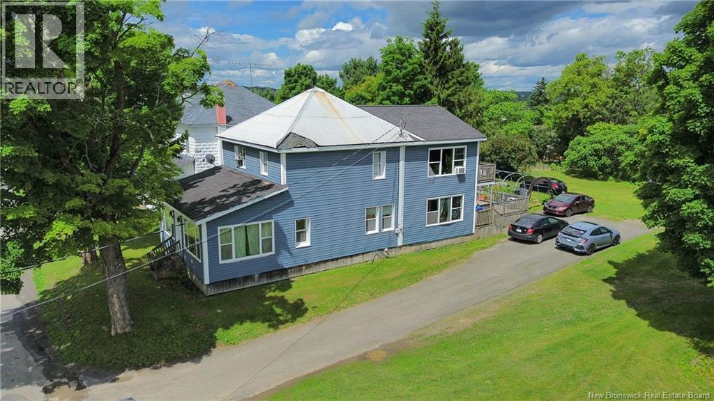 33 Hillcrest Avenue, Hartland — photo 2