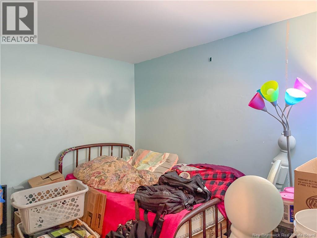 33 Hillcrest Avenue - 34