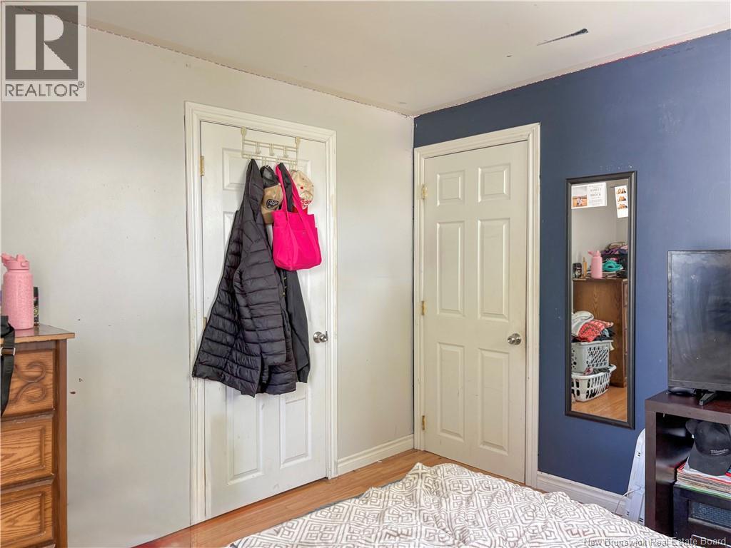 33 Hillcrest Avenue - 40