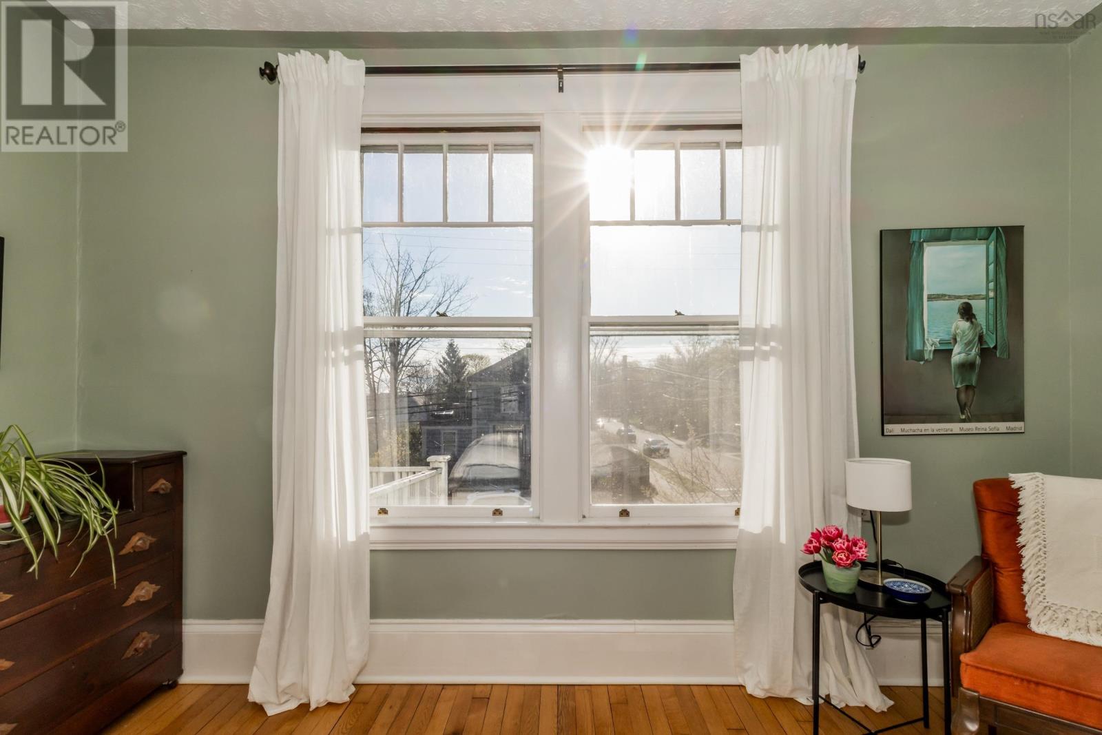 12 Linden Avenue - 34