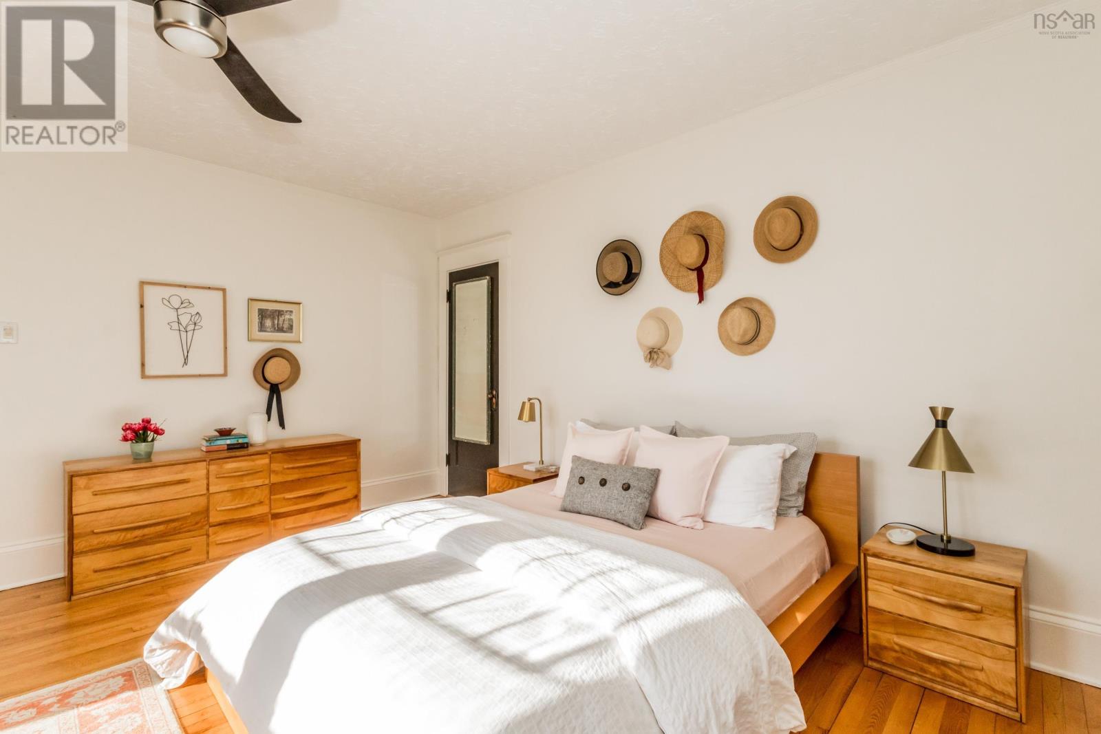 12 Linden Avenue - 37