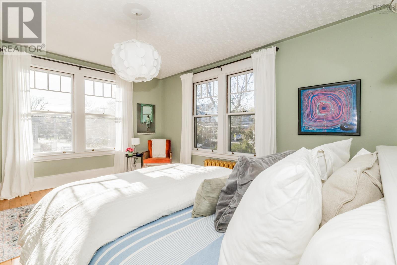 12 Linden Avenue - 33
