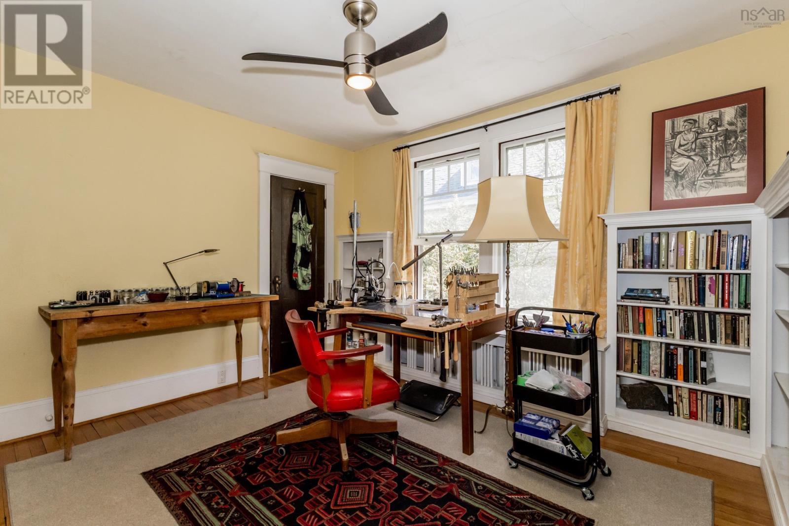 12 Linden Avenue - 40