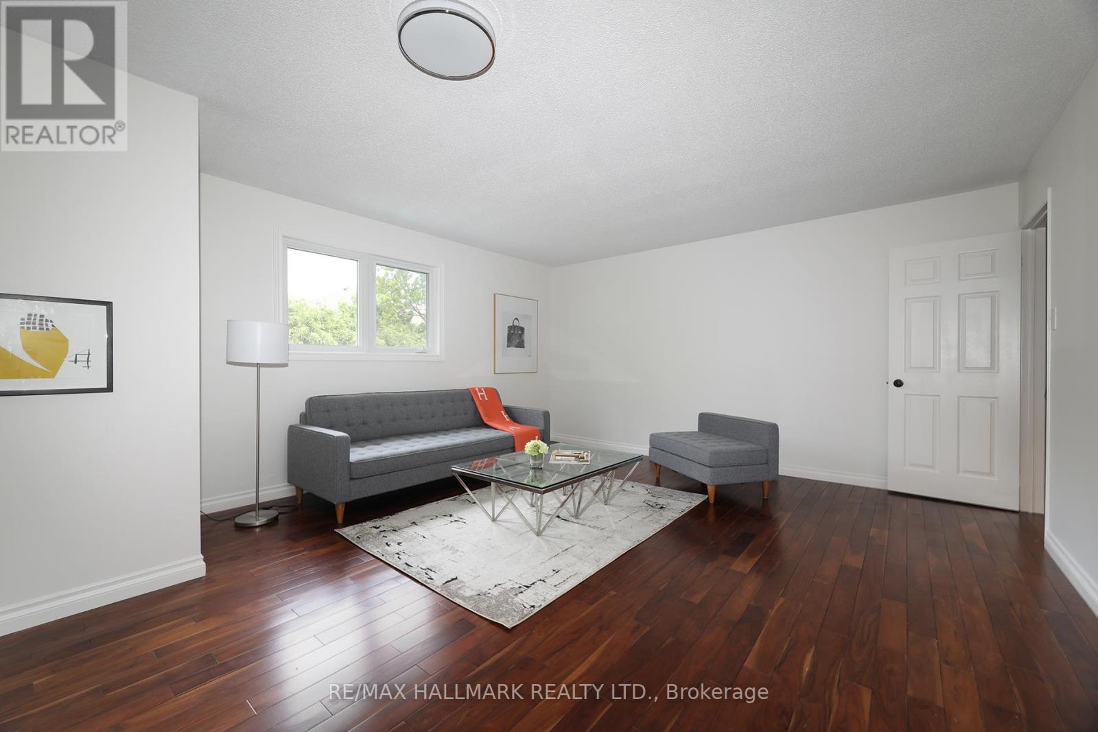 58 PICKETT CRESCENT - 25