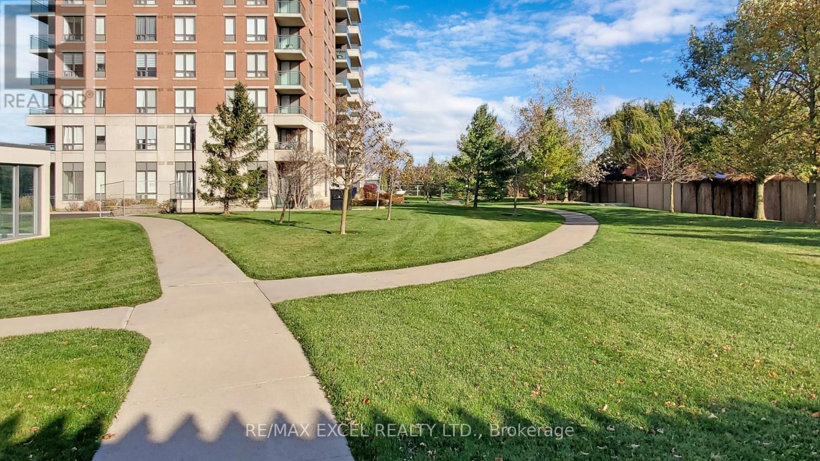 #318 310 RED MAPLE ROAD - Image 26
