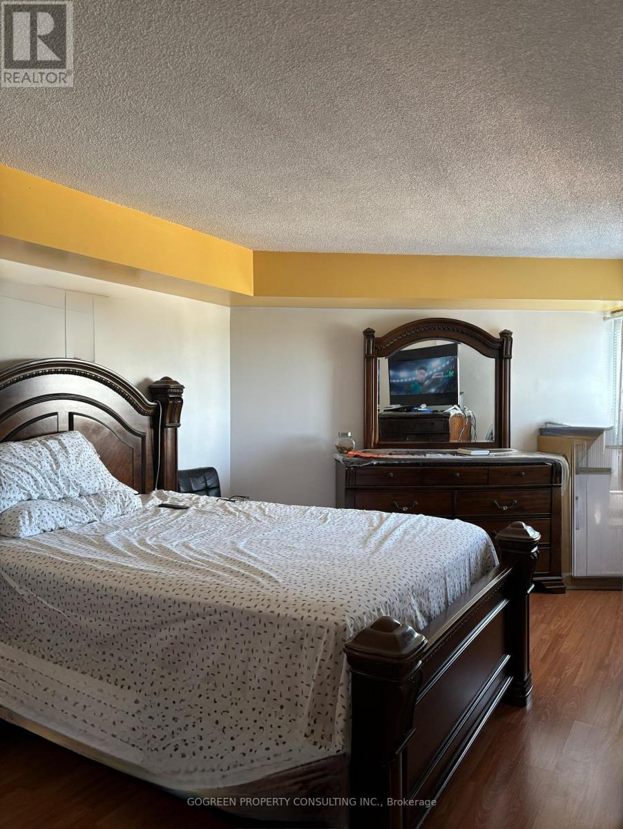 #602 3050 ELLESMERE ROAD E - 7