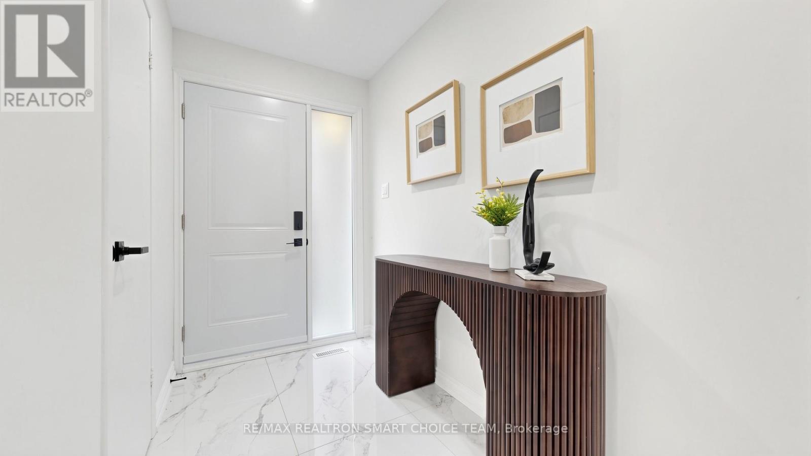 #27 40 DUNDALK DRIVE - Image 17