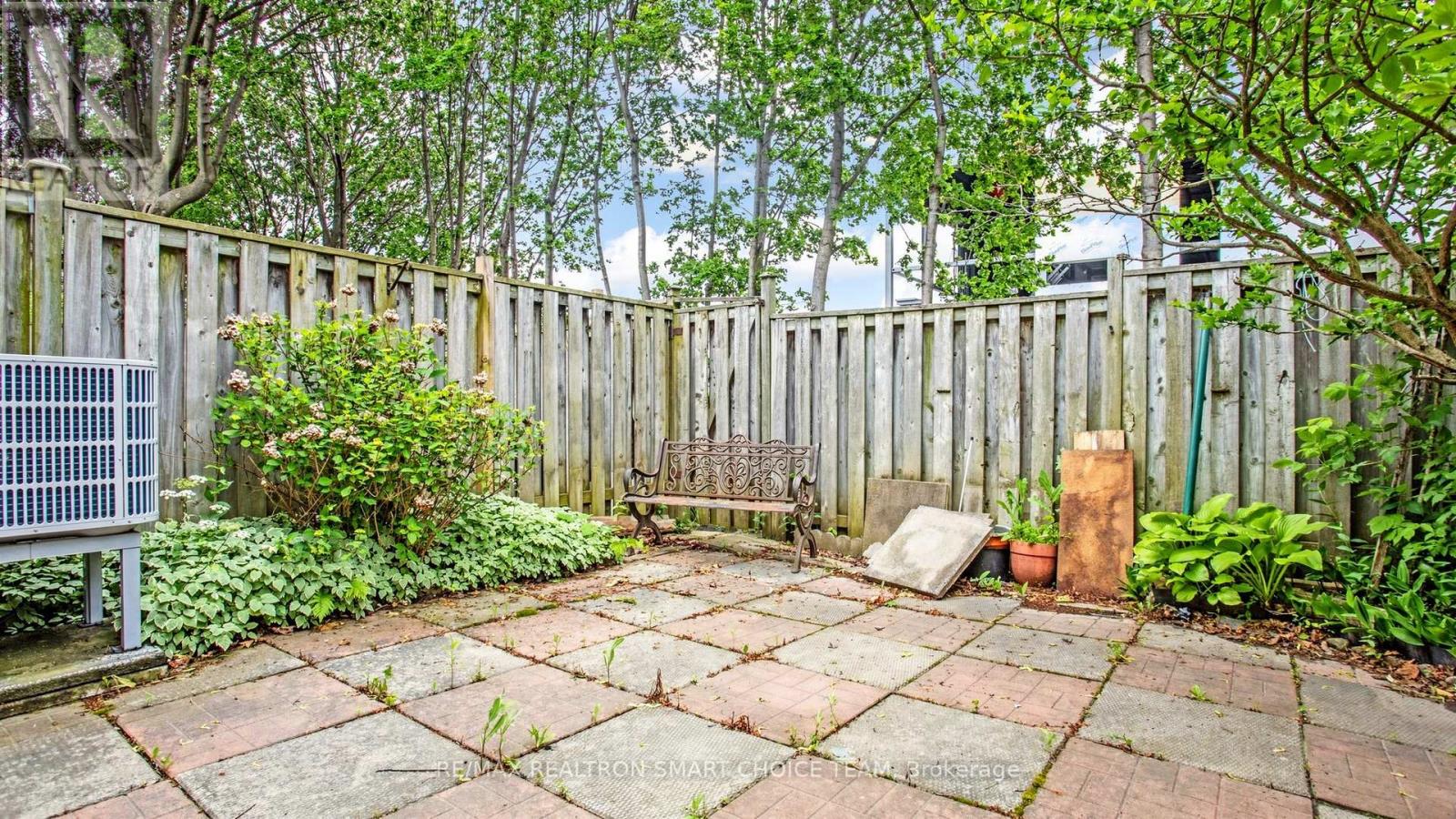 #27 40 DUNDALK DRIVE - Image 33