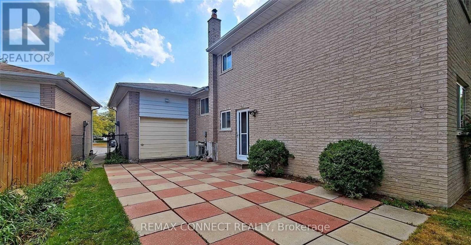 24 LALTON PLACE - 45