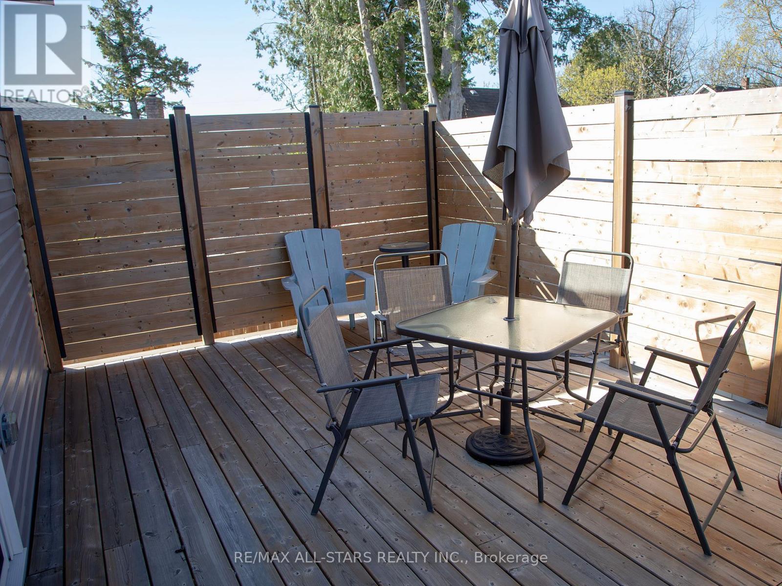 8 GEORGINA STREET - 22