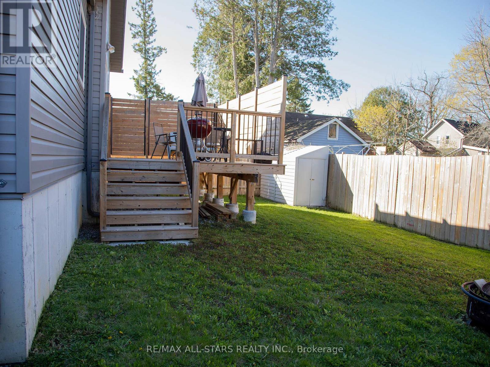 8 GEORGINA STREET - 24