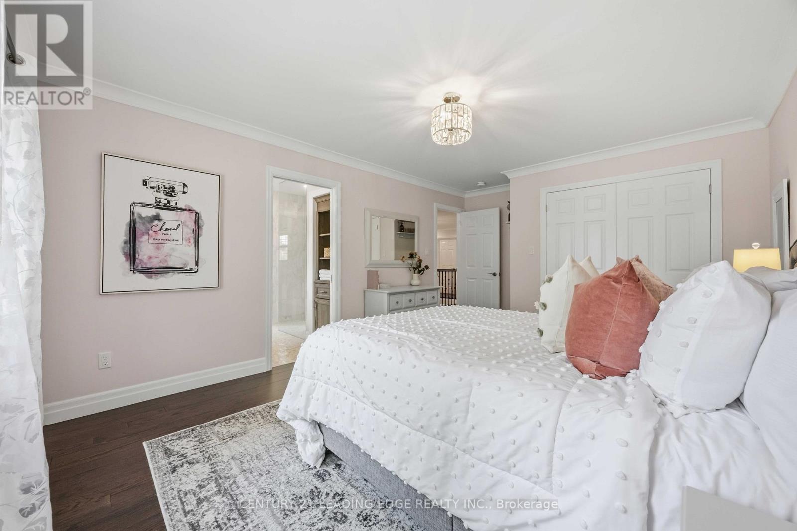 55 MCCARTY CRESCENT - 29