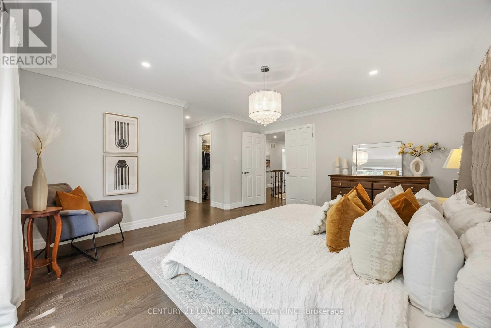 55 MCCARTY CRESCENT - 22