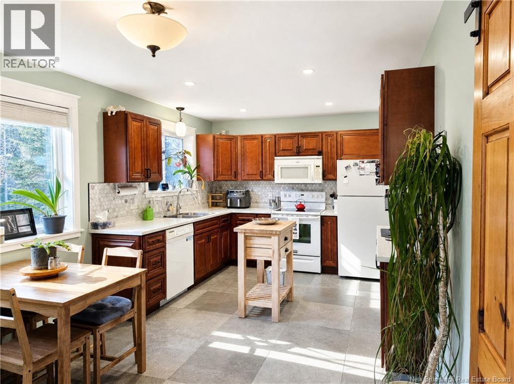 75 Hesler Drive - 8