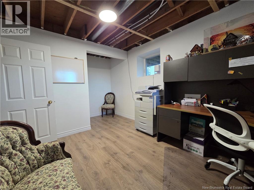 75 Hesler Drive - 27